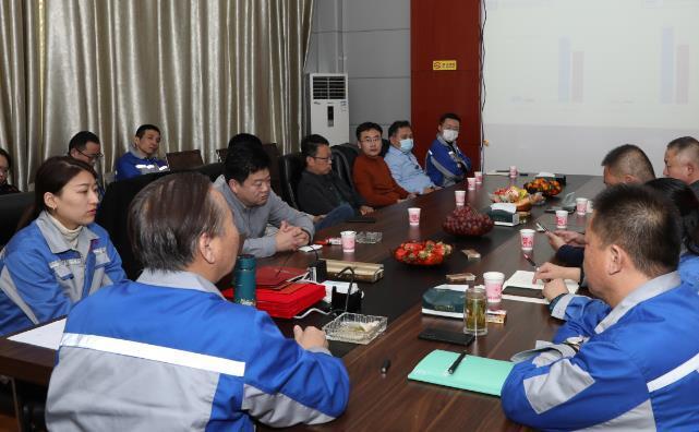 營銷部盧玉麗部長進(jìn)行2022年年度銷售及售后工作匯報